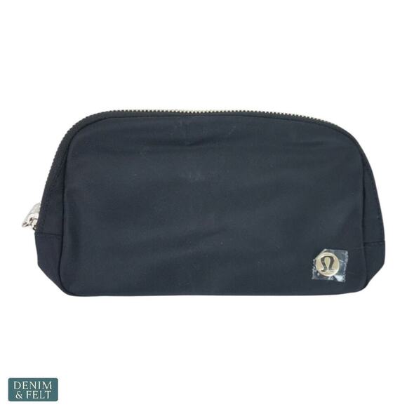 Lululemon Everywhere Belt Bag Black Gold Logo Strap Limited Edition NEW/NWT!! - Picture 11 of 11